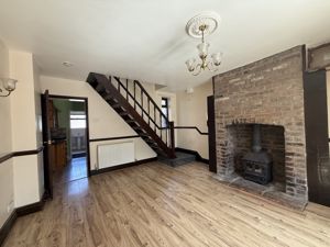 Photo 25- click for photo gallery